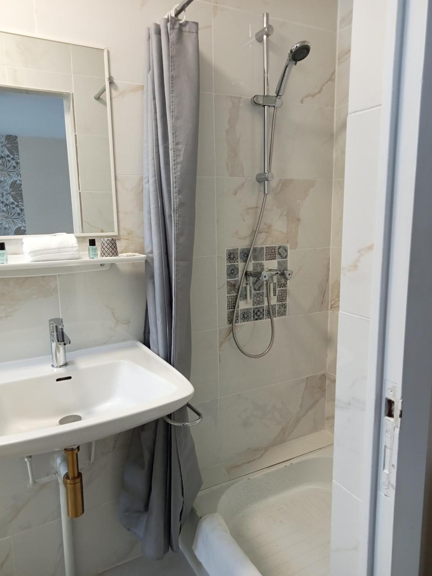 L'Auberge De Lugos Zewnętrze zdjęcie
